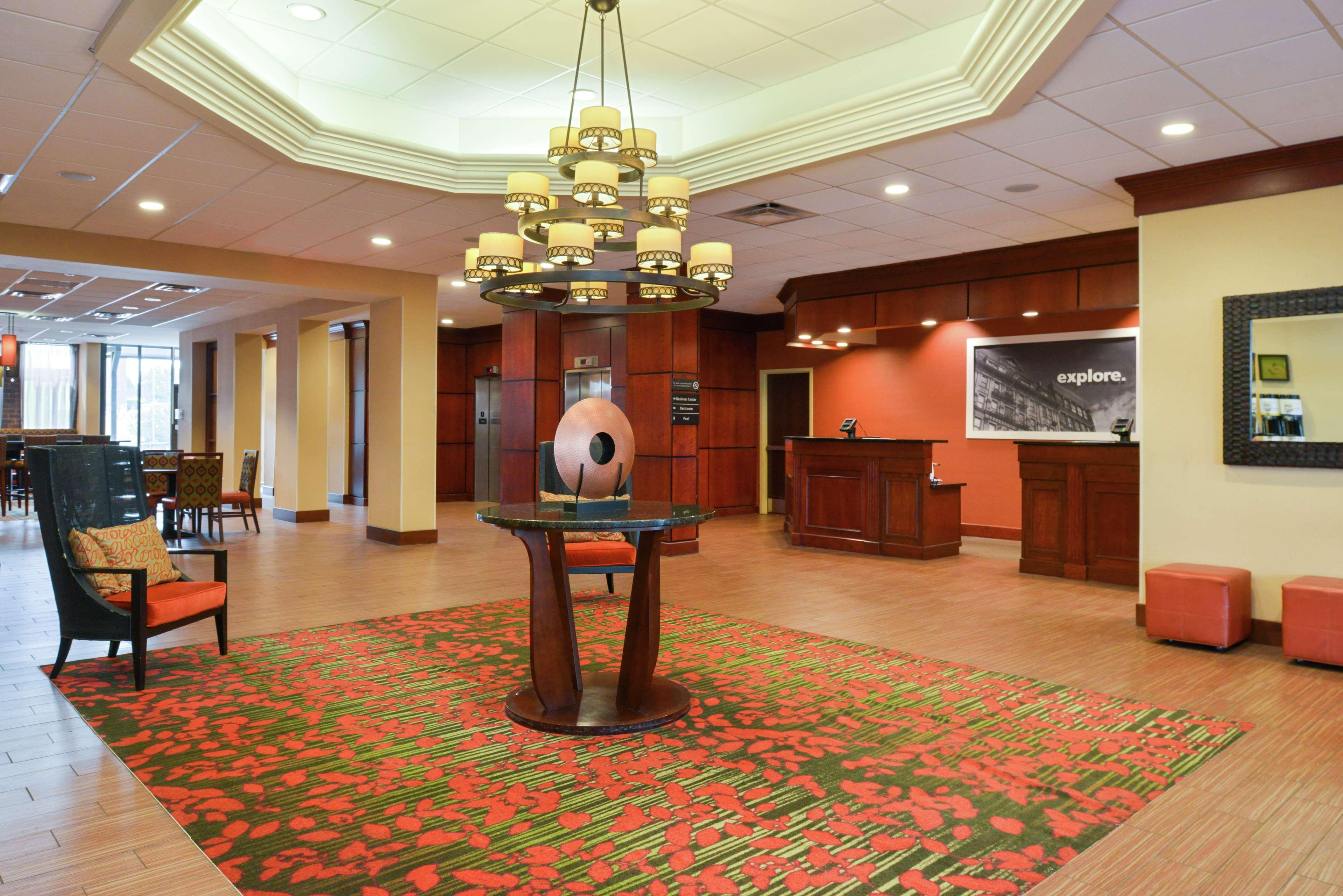 Hampton Inn Frederick Exterior foto